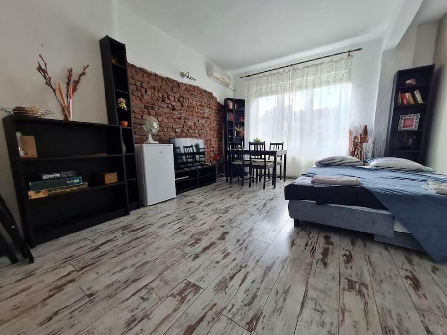 Raya Maisonette, Ideal Center Daire Sofya Dış mekan fotoğraf