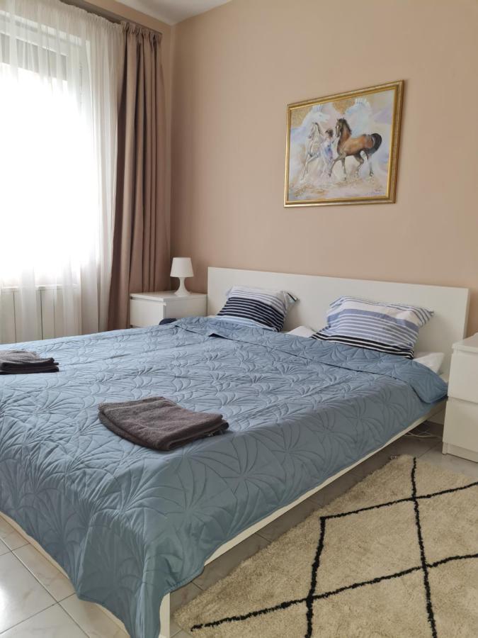 Raya Maisonette, Ideal Center Daire Sofya Dış mekan fotoğraf