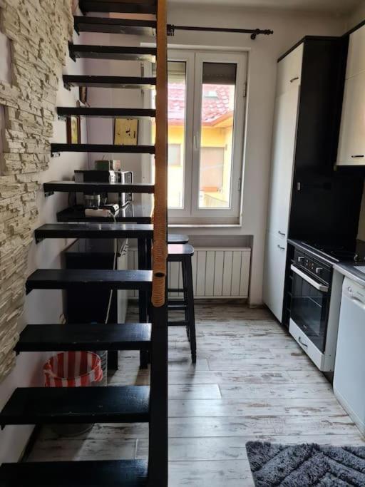 Raya Maisonette, Ideal Center Daire Sofya Dış mekan fotoğraf